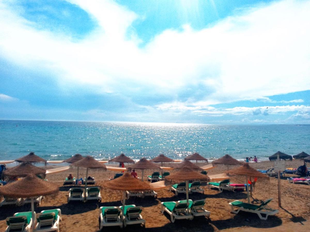 Estudio Vacacional Marbella Buitenkant foto